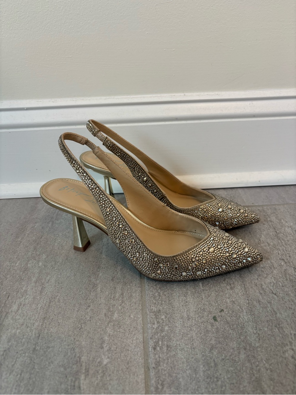 Betsey Johnson Clark Pump